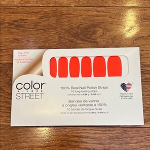 Color Street 100% real nail polish strips  set of 16